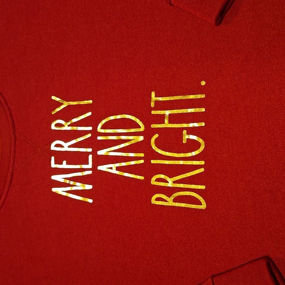 New Rae Dunn Red "Merry And Bright" Holiday Sweatshirt Size XL - Picture 2 of 5